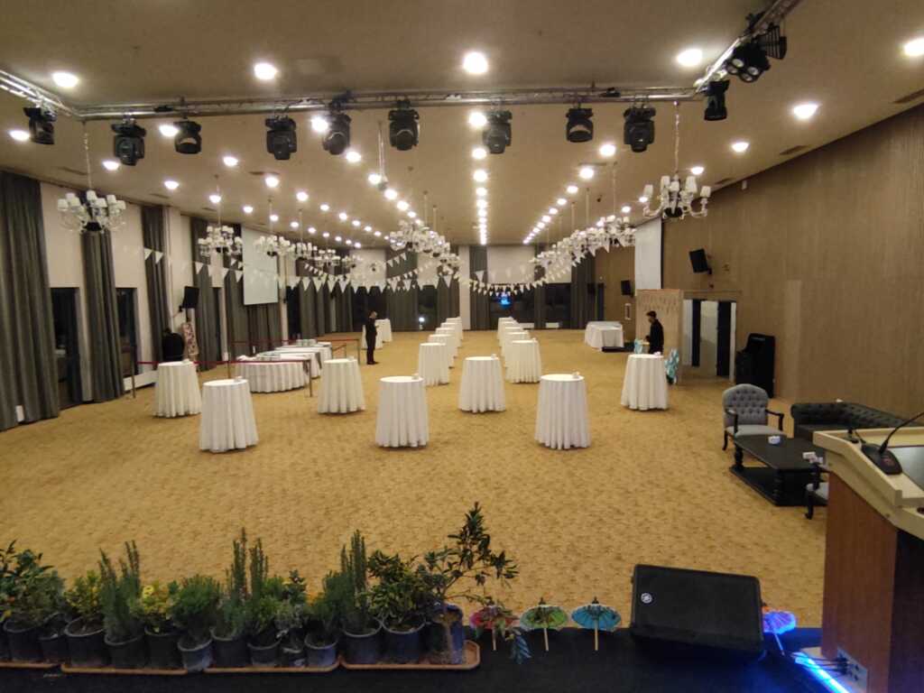 ZÜBEYDE HANIM KOKTEYL VE BALO SALONU  